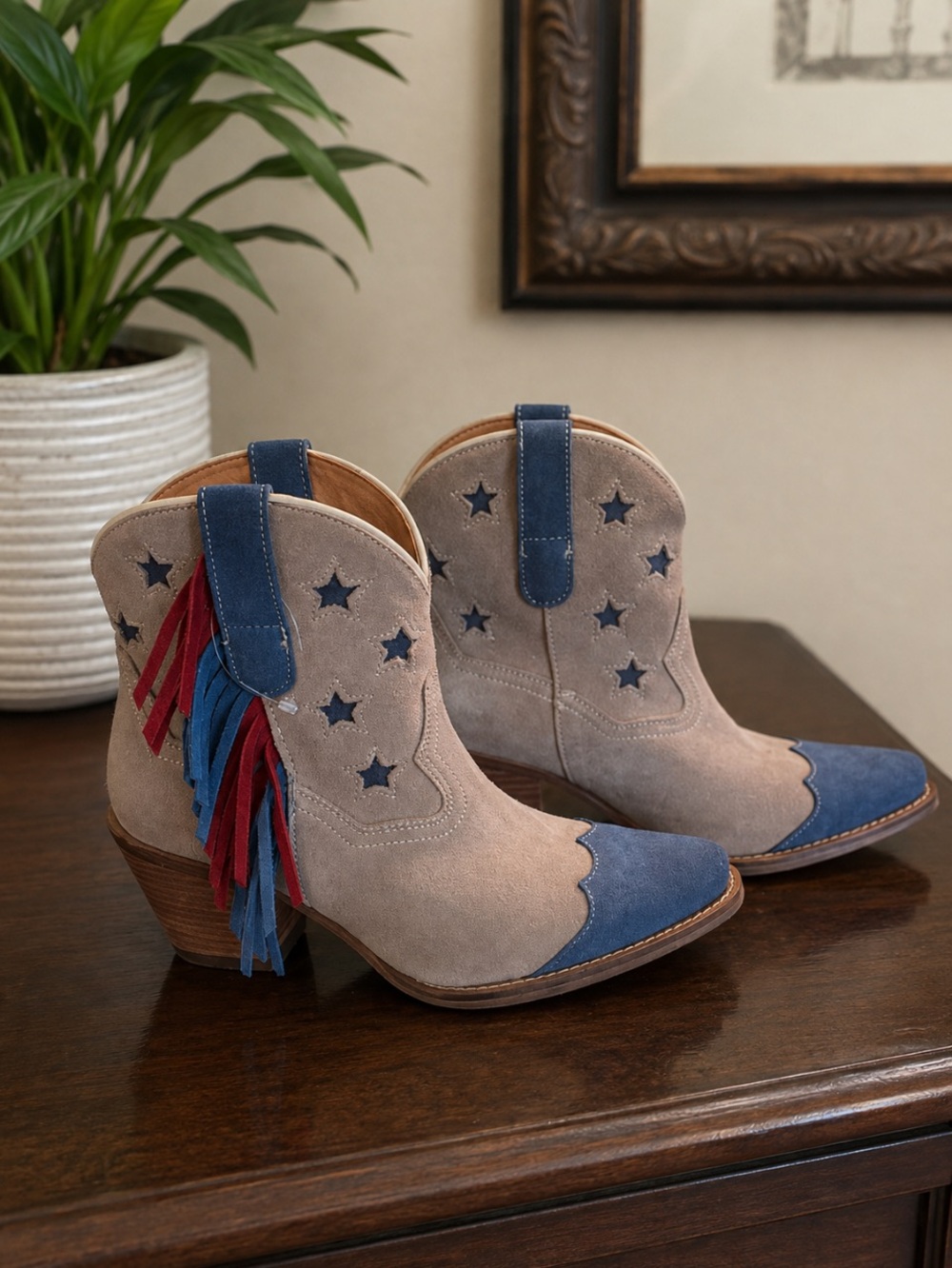 DINGO Grey Glory Fringe Bootie DI767-GY  Size 7/7.5